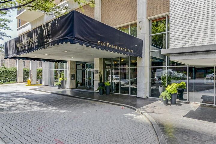 Property Photo:  620 Peachtree Street NE 1106  GA 30308 