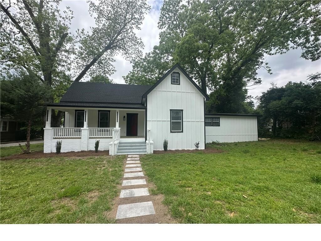 Property Photo: 503 S Dooly Street GA 31063