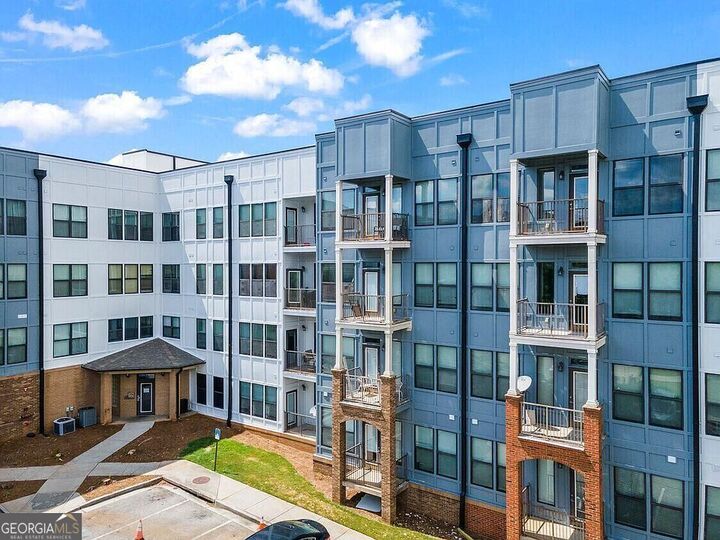 Property Photo:  898 Oak Street SW 3203  GA 30310 