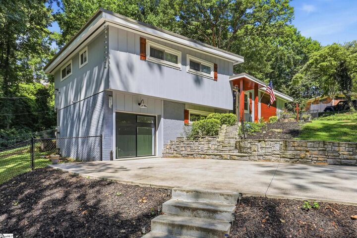 Property Photo: 116 Lakeshore Drive SC 29642