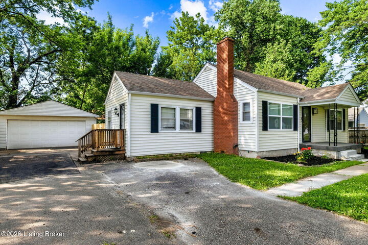 Property Photo:  1213 Krupp Park Dr  KY 40213 