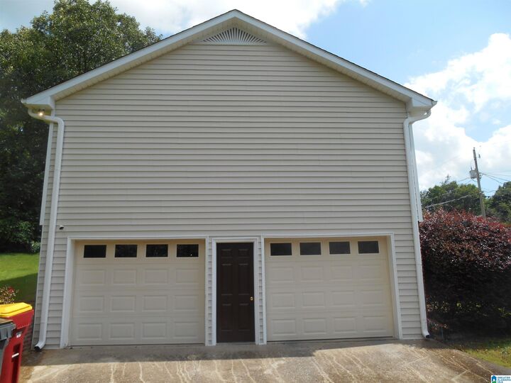 Property Photo: 5277 Briarwood Circle AL 35126