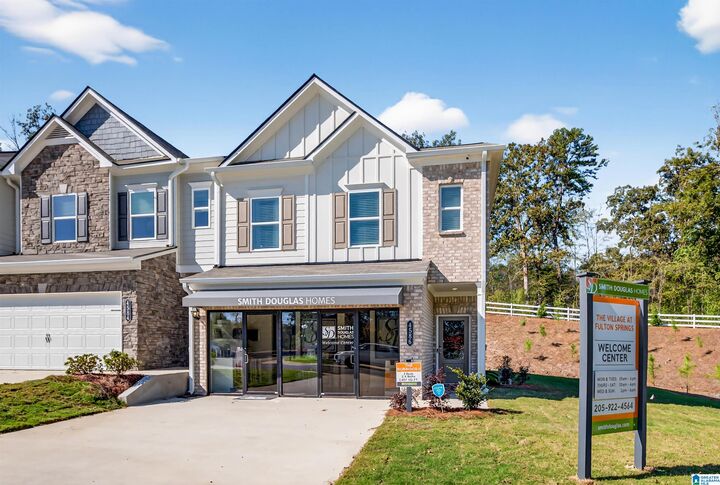 Property Photo: 4522 Village Springs Square 5 AL 35068
