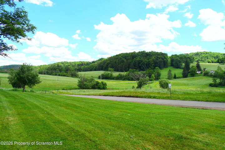 Property Photo:  28 Olin Road  PA 18801 