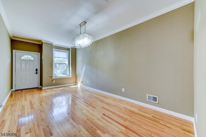 Property Photo: 118 Barclay Dr NJ 07110