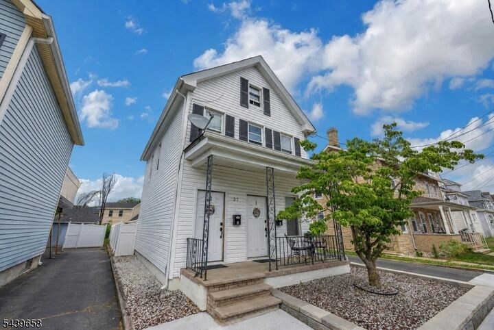 Property Photo:  27 Thomas St  NJ 08882 