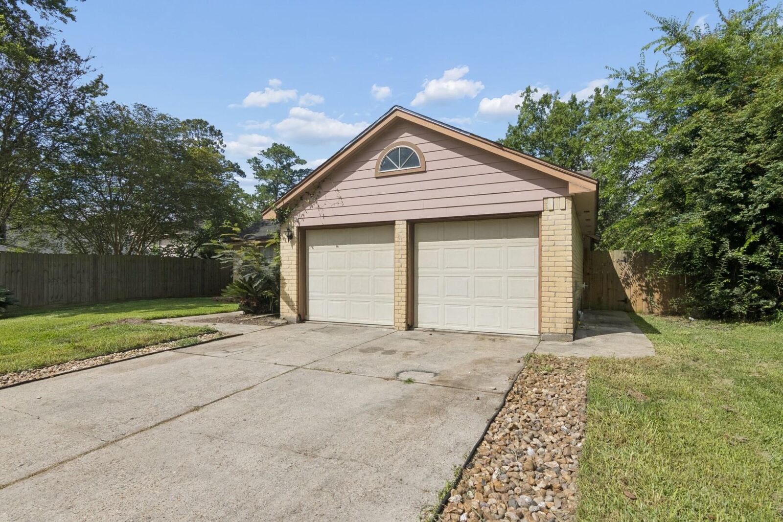 Property Photo: 22131 Bridgebrook Drive TX 77373
