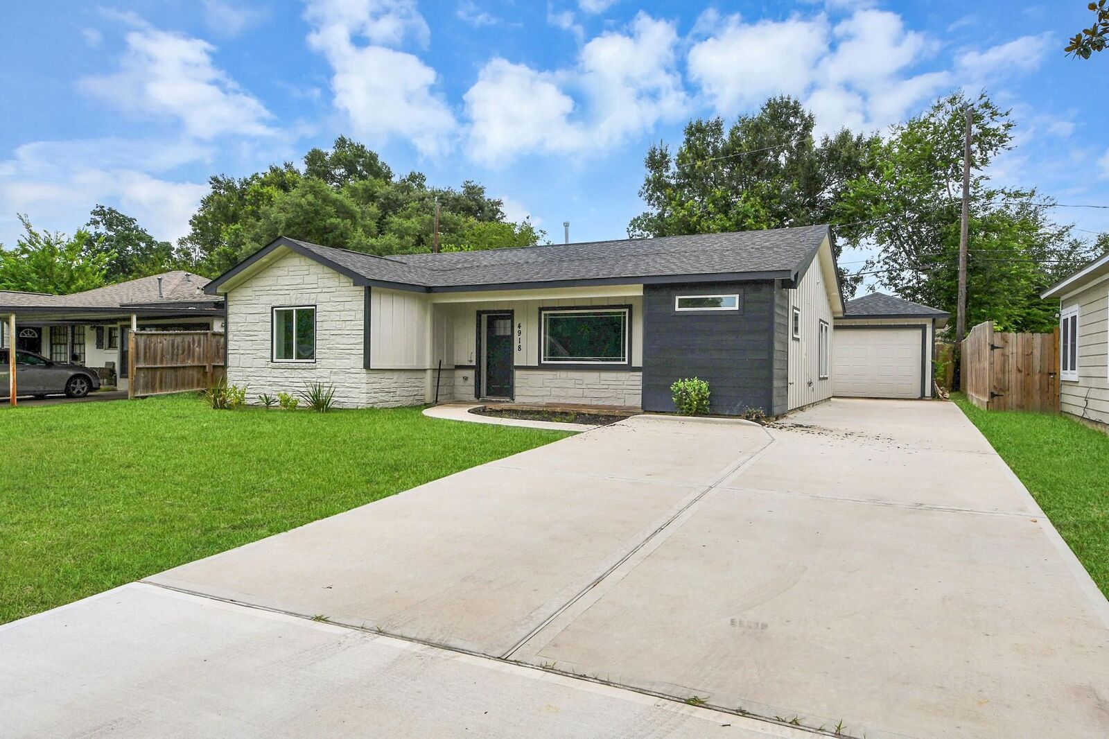 Property Photo: 4918 Culmore Lane TX 77021