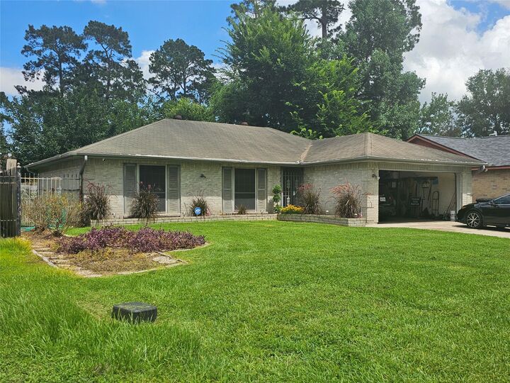 Property Photo: 15206 Flamingo Park TX 77396