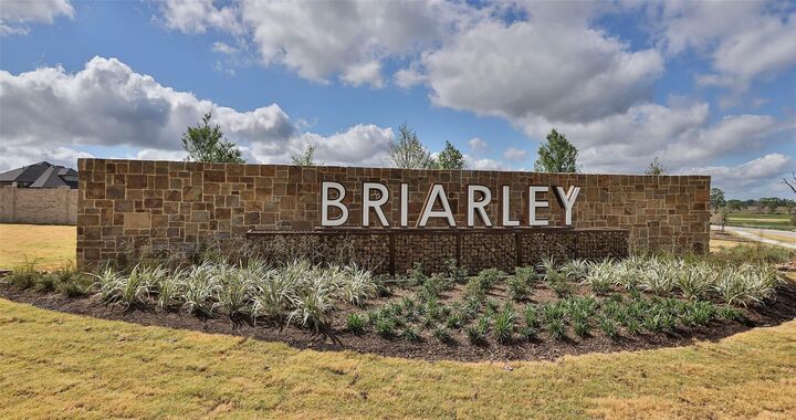 Property Photo:  314 Collie Creek  TX 77316 