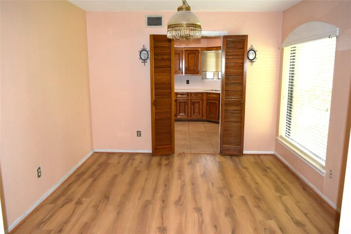Property Photo: 7331 Rancho Mission Drive TX 77083