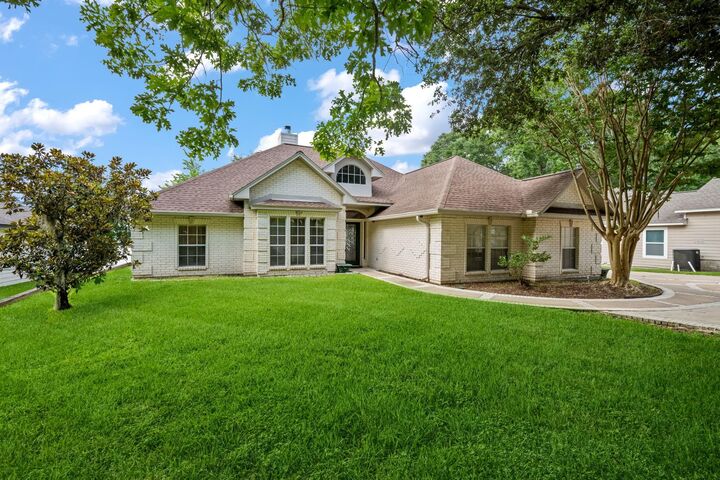 Property Photo: 151 Lake Oaks Boulevard TX 77331