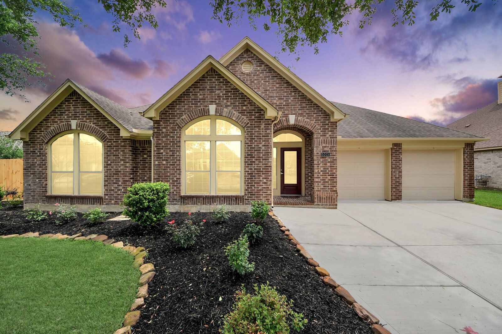 Property Photo: 5315 Troutline Lane TX 77471