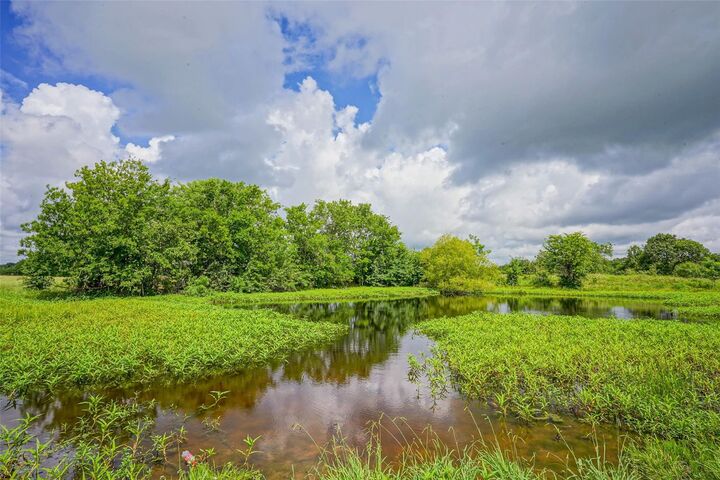 Property Photo:  8263 County Road 179  TX 77873 