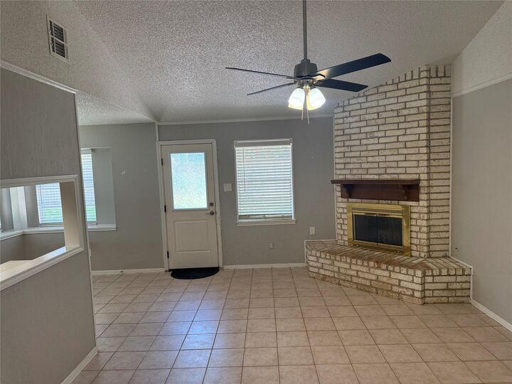 Property Photo: 1534 Alderbrook Drive TX 77498