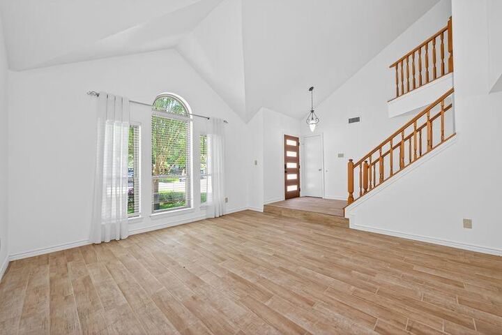 Property Photo:  26 Green Slope Place  TX 77381 