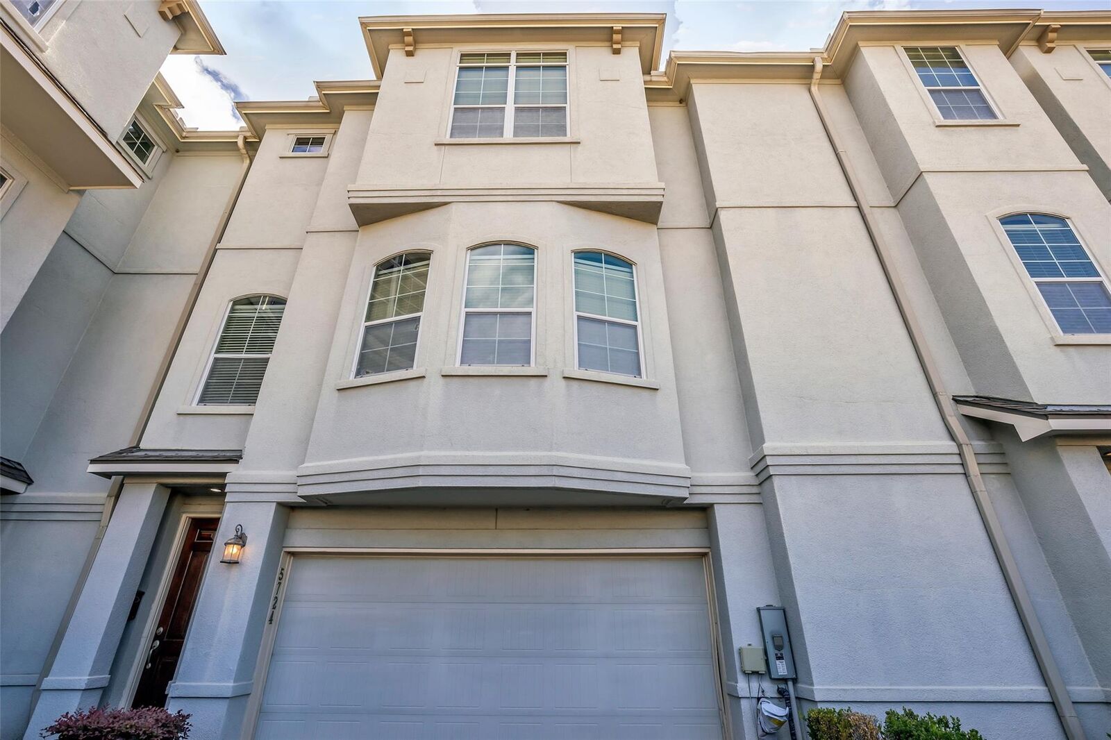 Property Photo: 5724 Kansas Street TX 77007