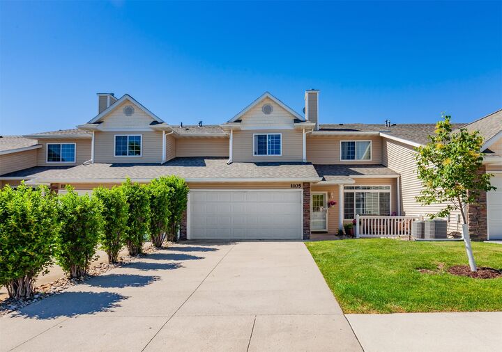 Property Photo: 1105 SE Birch Lane IA 50021