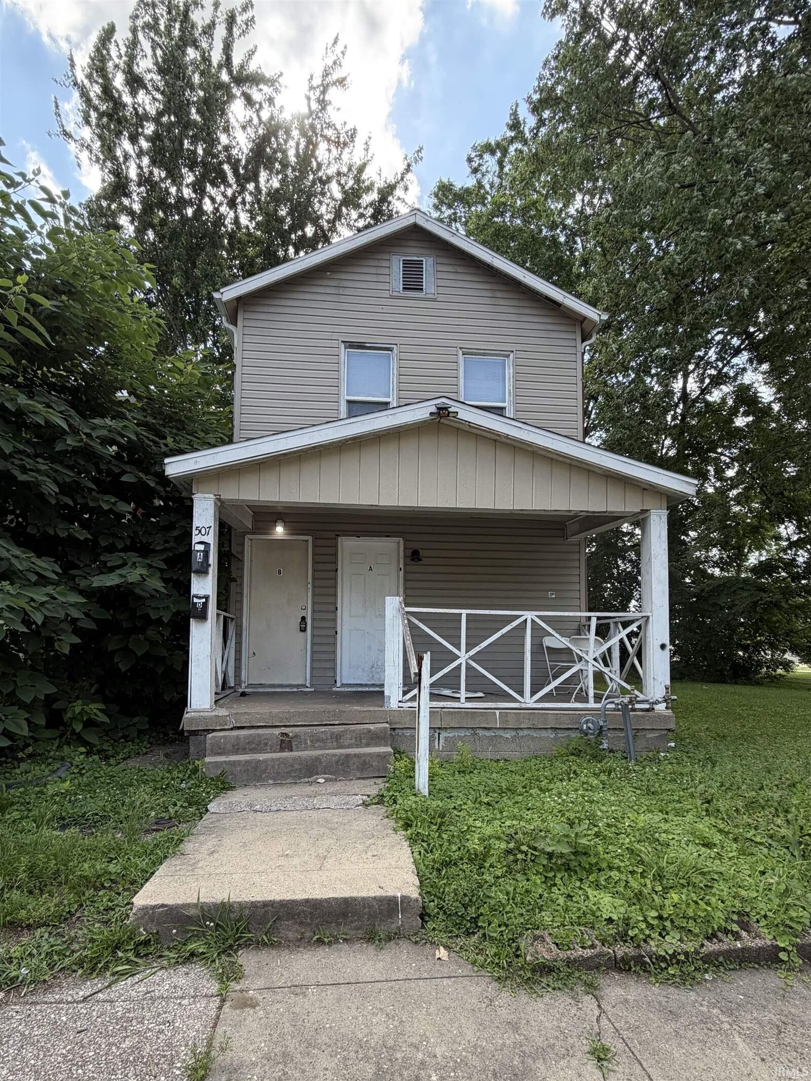 Property Photo: 507 S Evans Avenue IN 47713