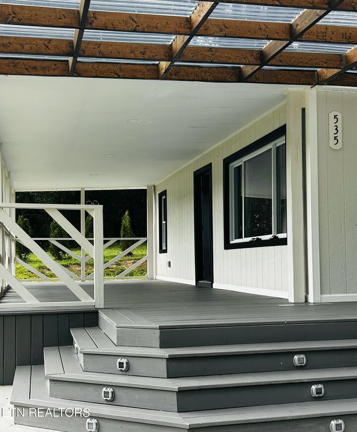 Property Photo:  535 Ables Valley Rd  TN 37854 
