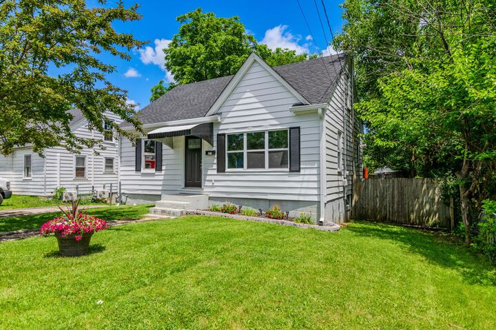 Property Photo:  371 E Washington Street  KY 40391 