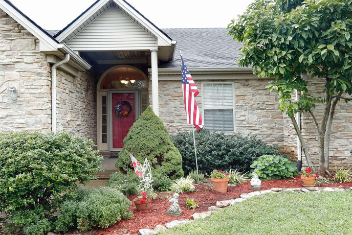 Property Photo: 2988 Majestic View Walk KY 40511