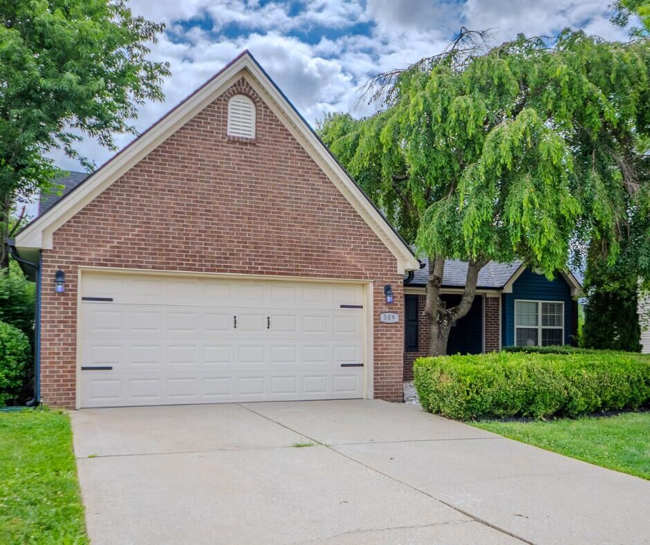 Property Photo: 309 Ravenwood Place KY 40475