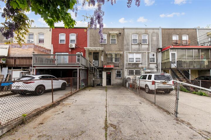 Property Photo: 15335 60th Avenue NY 11355