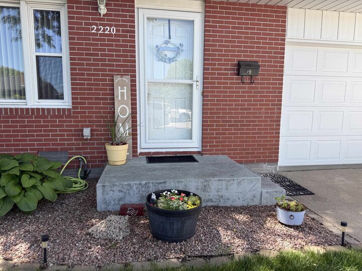 Property Photo: 2220 W D Street NE 69101