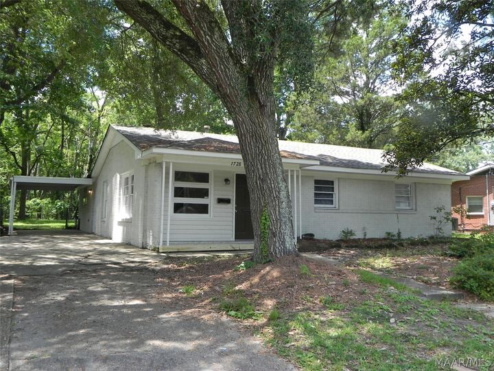Property Photo: 1728 Robison Hill Road AL 36107