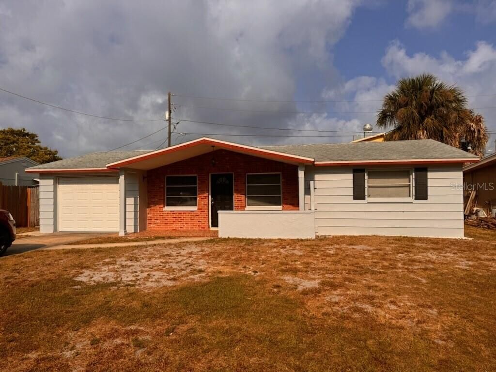 Property Photo:  10731 Premier Avenue  FL 34668 