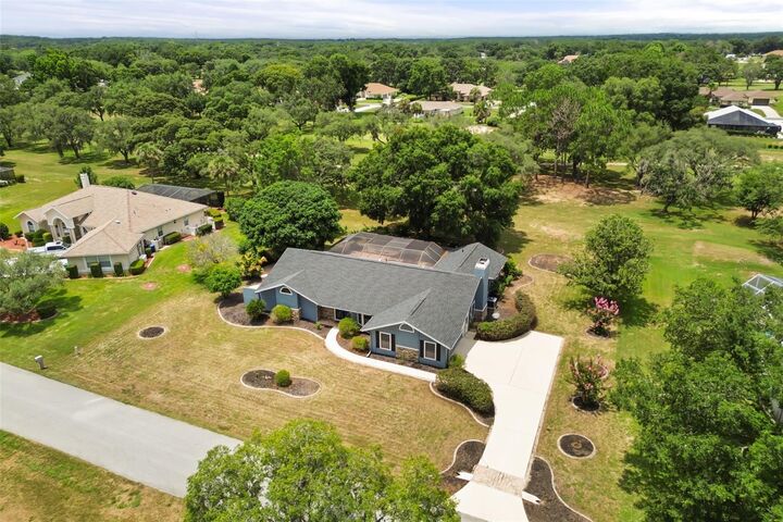 Property Photo:  751 E Gilchrist Court  FL 34442 
