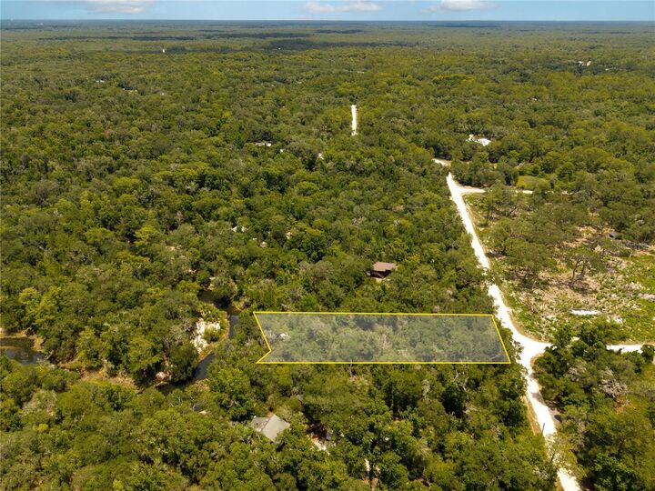 Property Photo:  7333 Riverview Drive  FL 33597 