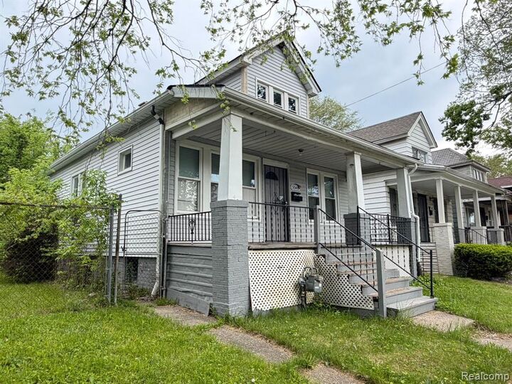 Property Photo: 5565 Fairview Street MI 48213 3410