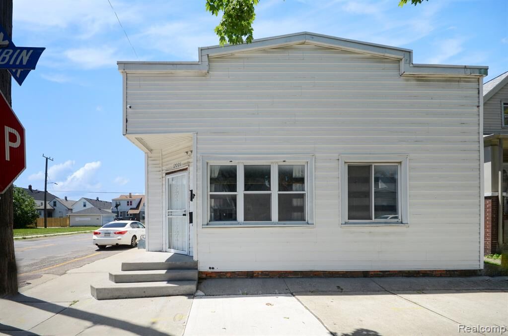 Property Photo:  12001 Saint Aubin Street  MI 48212 3878 