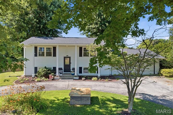 Property Photo:  10904 Lake Road  IL 62249 