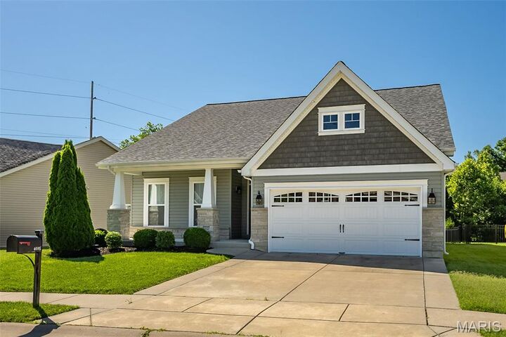 Property Photo:  4005 Hathaway Place  MO 63304 