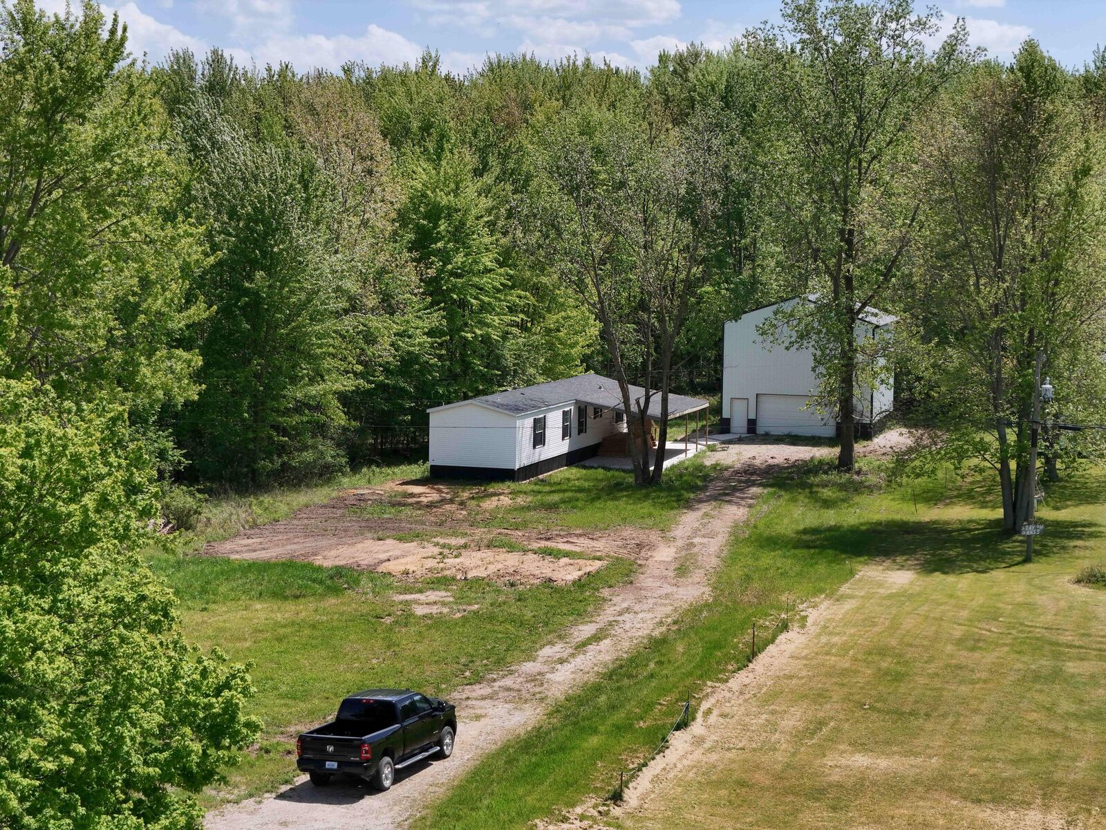 Property Photo:  16747 Williamsville Street  MI 49095 