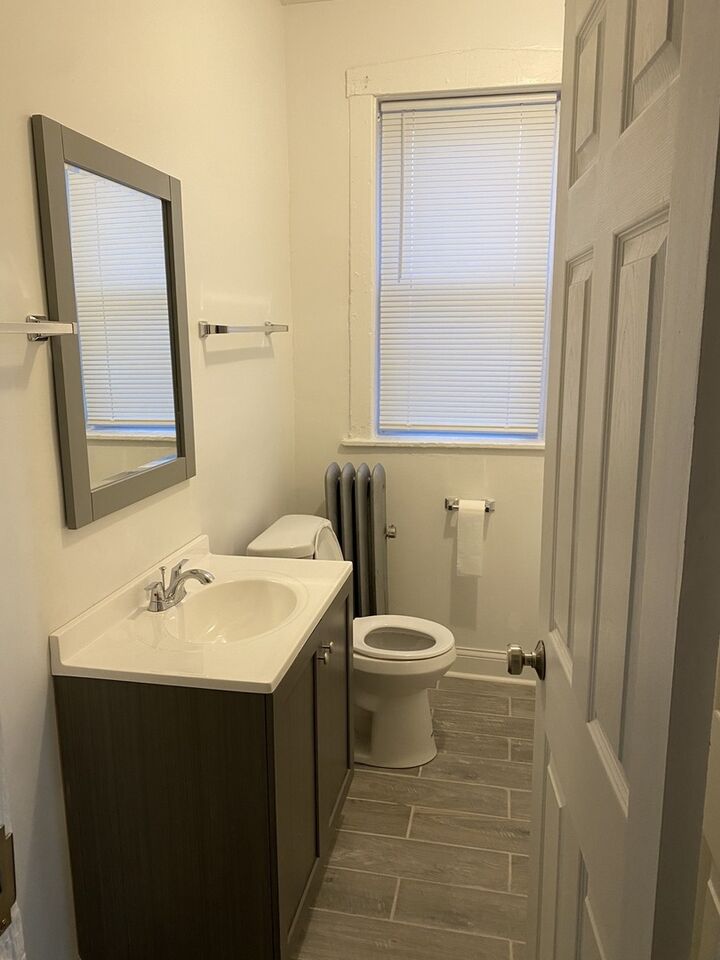 Property Photo:  340 S Homan Street  IL 60624 