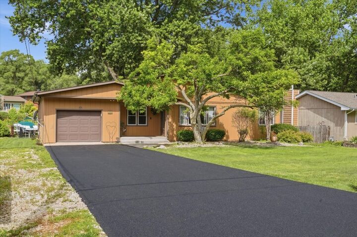 Property Photo: 39576 N Petite Pass IL 60002