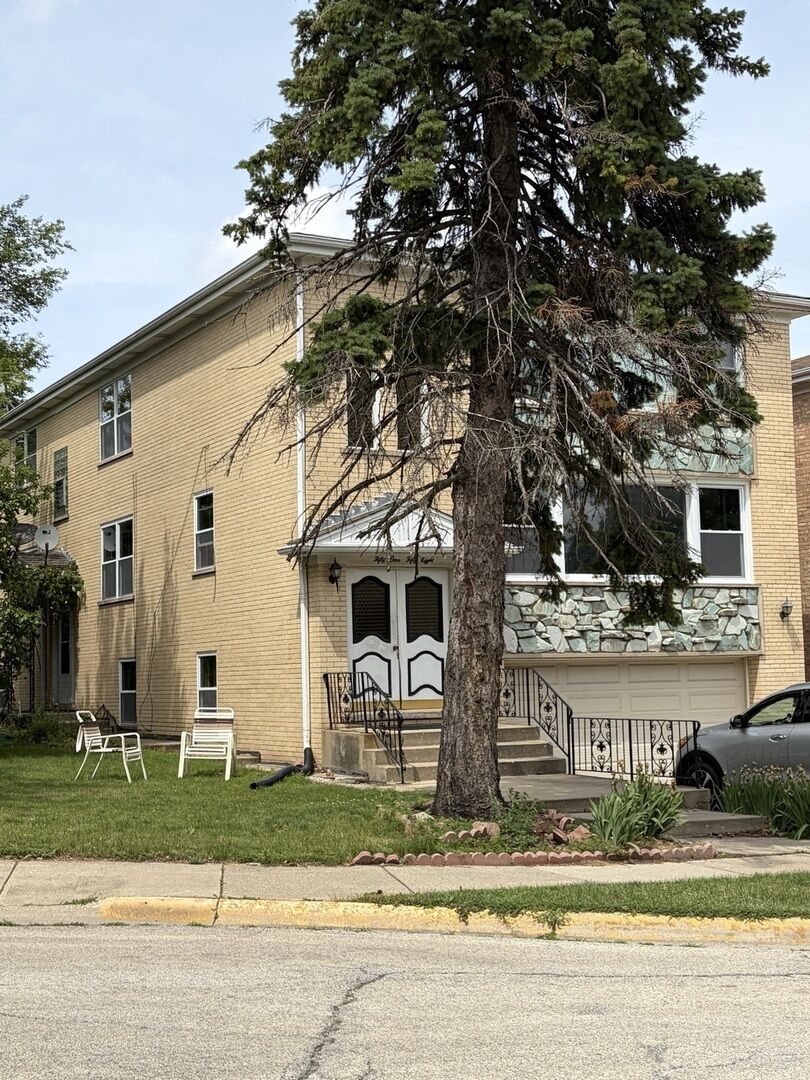 Property Photo: 5158 Carol Street 1 IL 60077