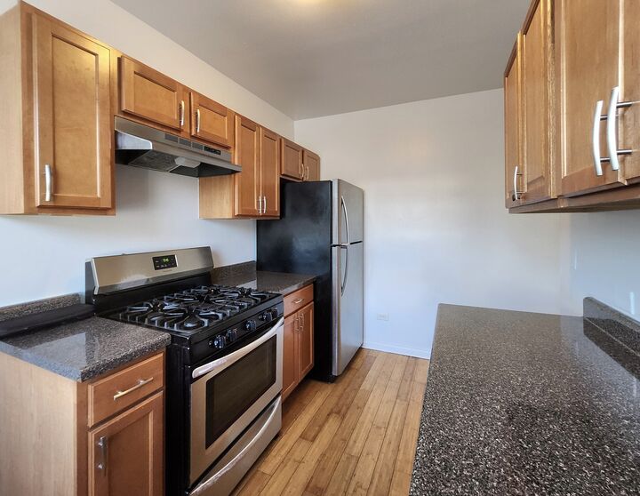Property Photo: 3217 W Diversey Avenue 205 IL 60647