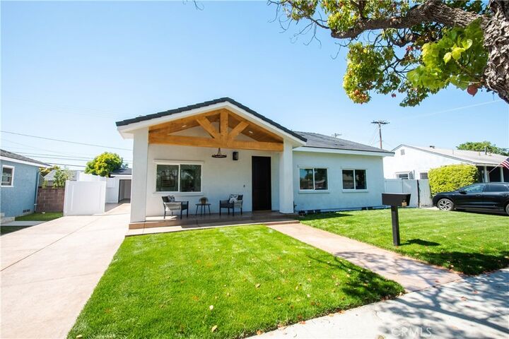 Property Photo: 1933 Fanwood CA 90815