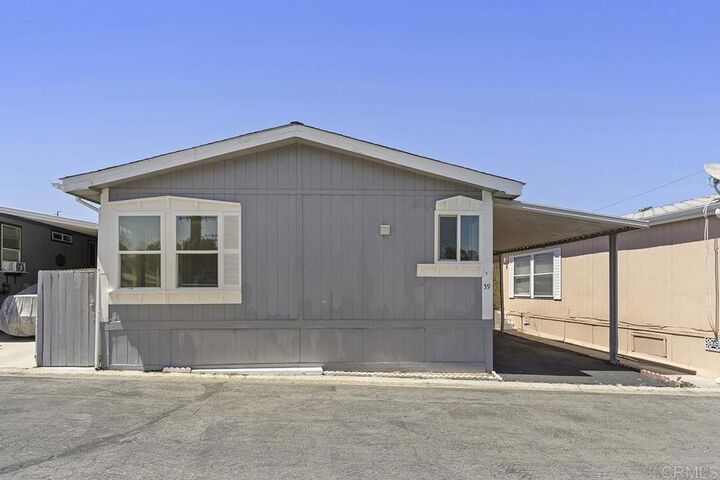 Property Photo: 1638 Calavo Road Spc 39 CA 92028