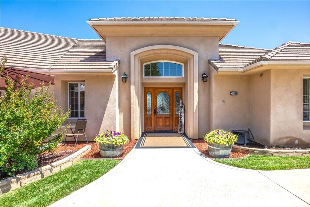 Property Photo:  35102 Persimmon  CA 92399 