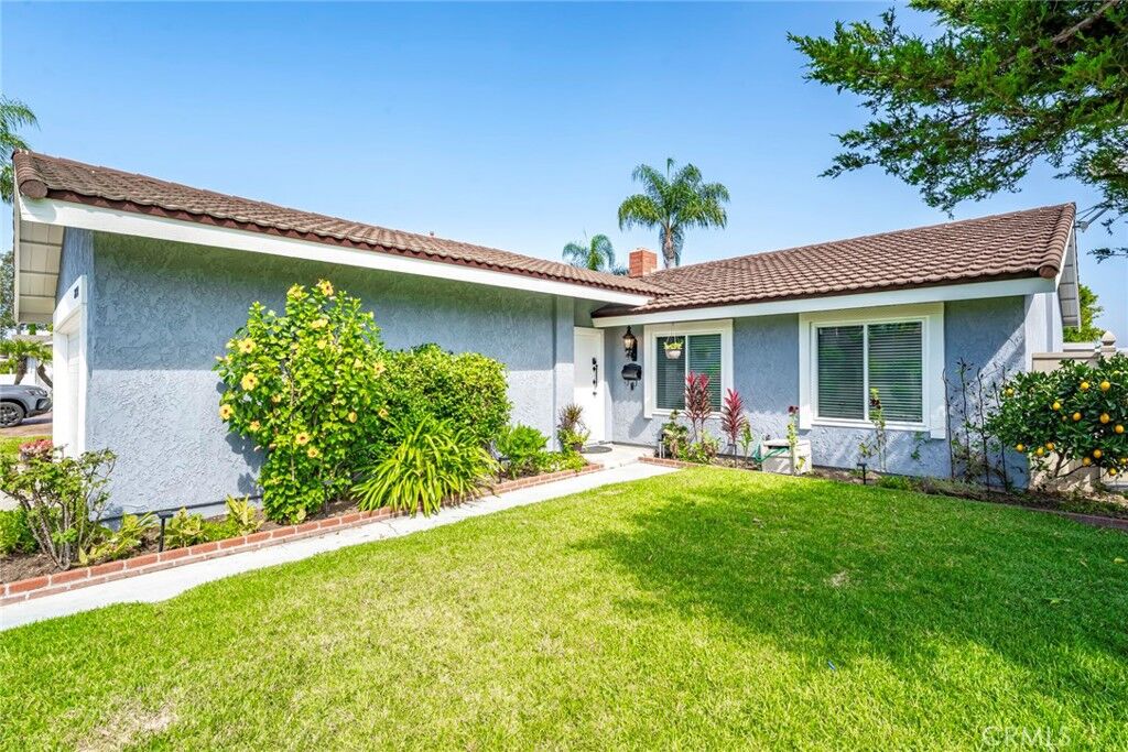 Property Photo:  25681 Padua Drive  CA 92653 