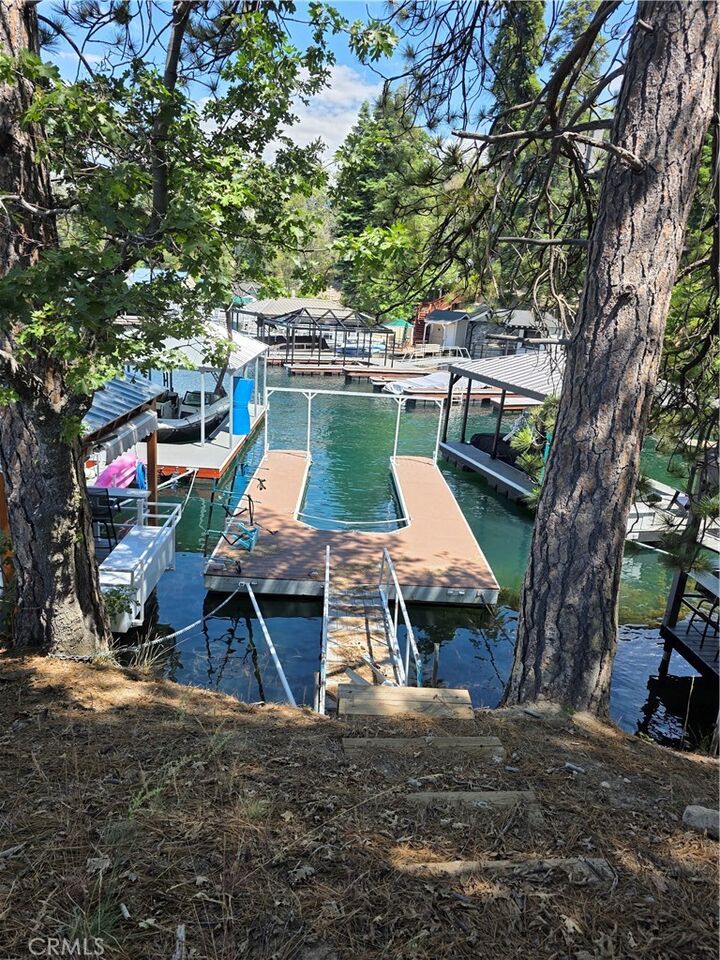Property Photo:  464 S 464- Single Slip  CA 92352 