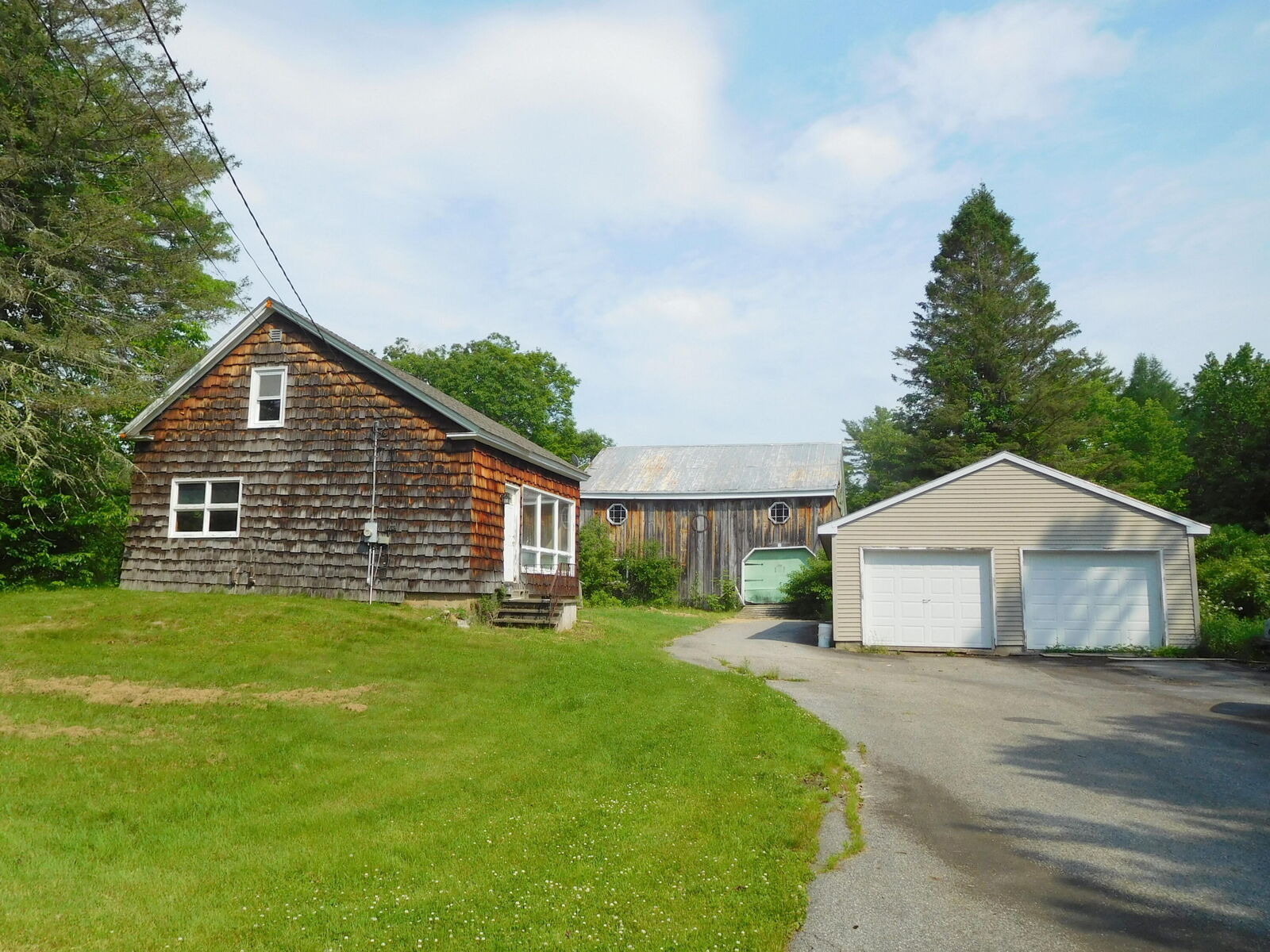 Property Photo: 85 Sleeper Road ME 04240