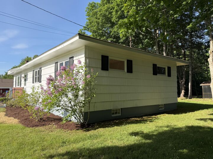 Property Photo:  15 Arbor Drive  ME 04401 