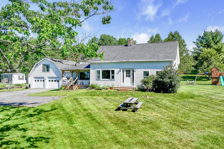 Property Photo: 275 Newburgh Road ME 04401